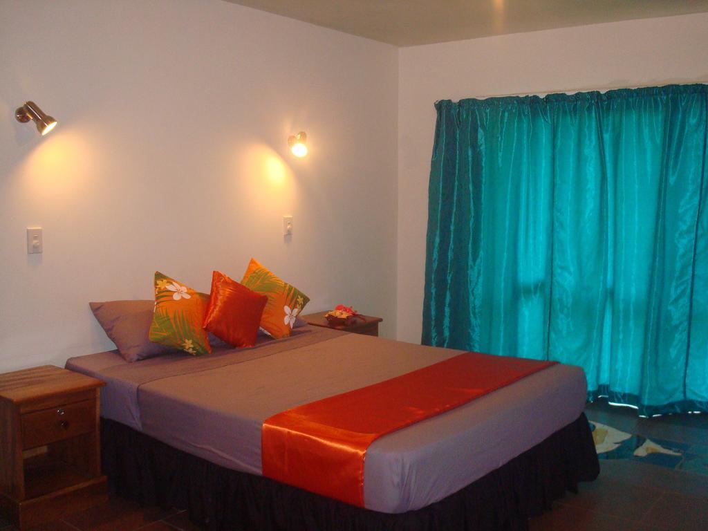 Gecko Lodge Fiji Savusavu Exteriör bild